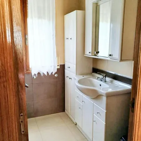 Charming House In Nois, Lugo With Terrace And Garden Holiday home *